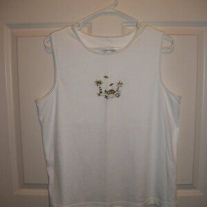 CJ Banks Sz 14W  (X)  NWT Turtles and Palm Trees White Sleeveless Knit Top